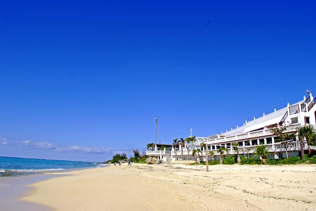 Morimar Resort Hotel Yomitan Bagian luar foto