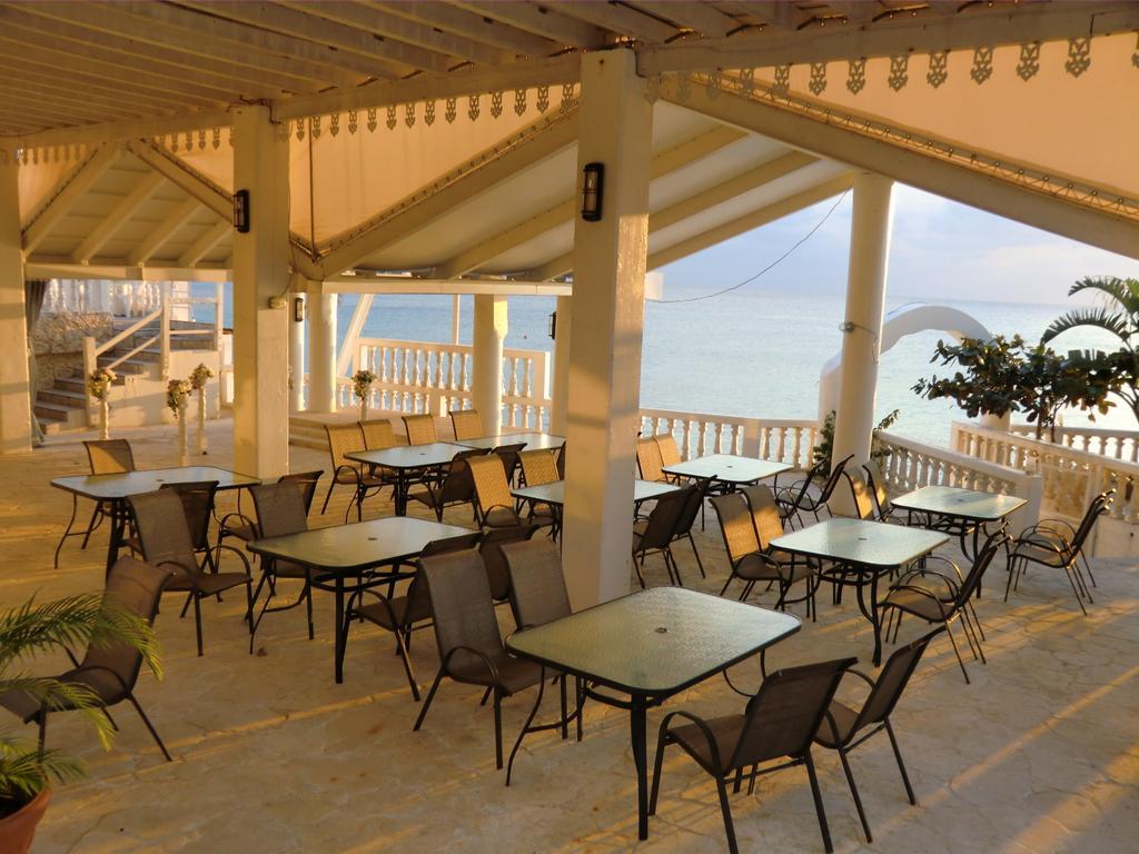 Morimar Resort Hotel Yomitan Bagian luar foto