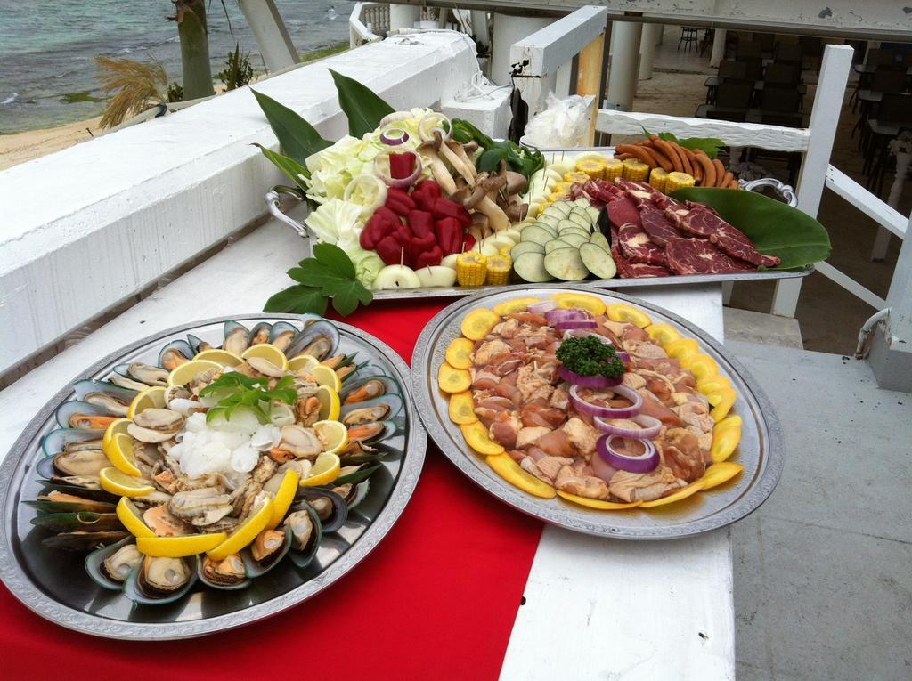 Morimar Resort Hotel Yomitan Bagian luar foto