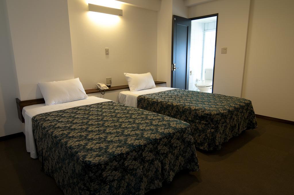 Morimar Resort Hotel Yomitan Ruang foto