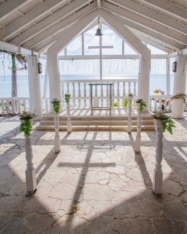 Morimar Resort Hotel Yomitan Bagian luar foto