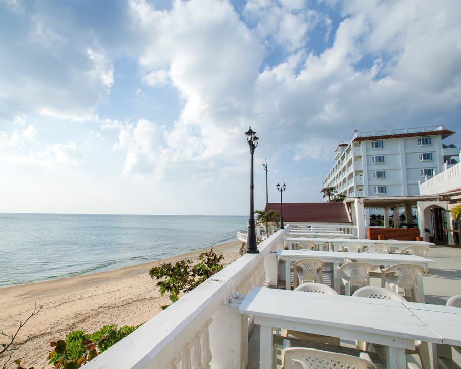 Morimar Resort Hotel Yomitan Bagian luar foto