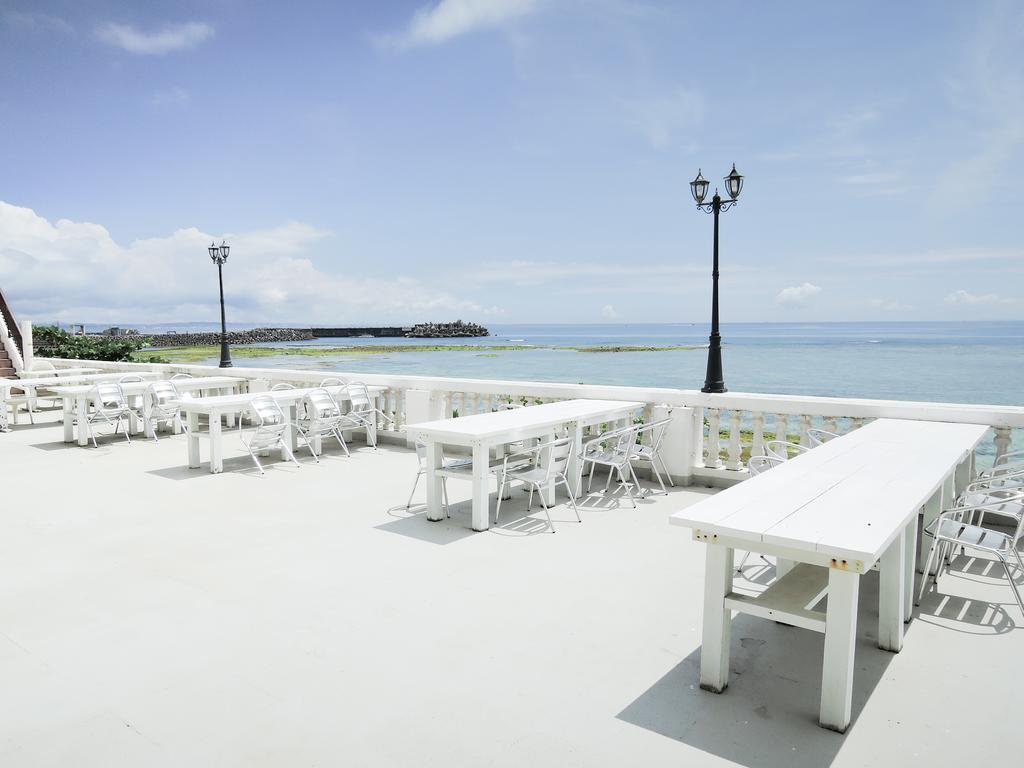 Morimar Resort Hotel Yomitan Bagian luar foto