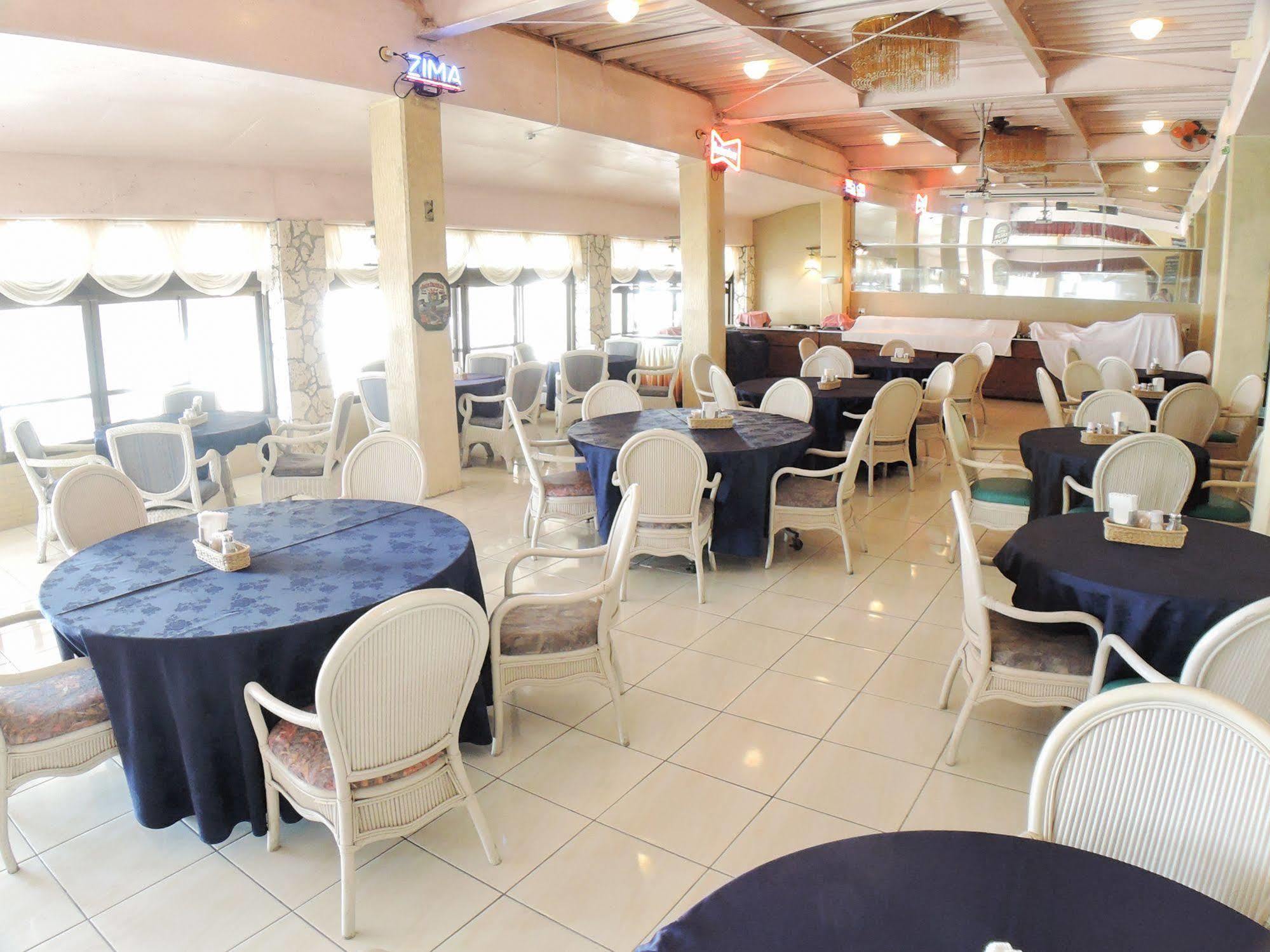 Morimar Resort Hotel Yomitan Bagian luar foto